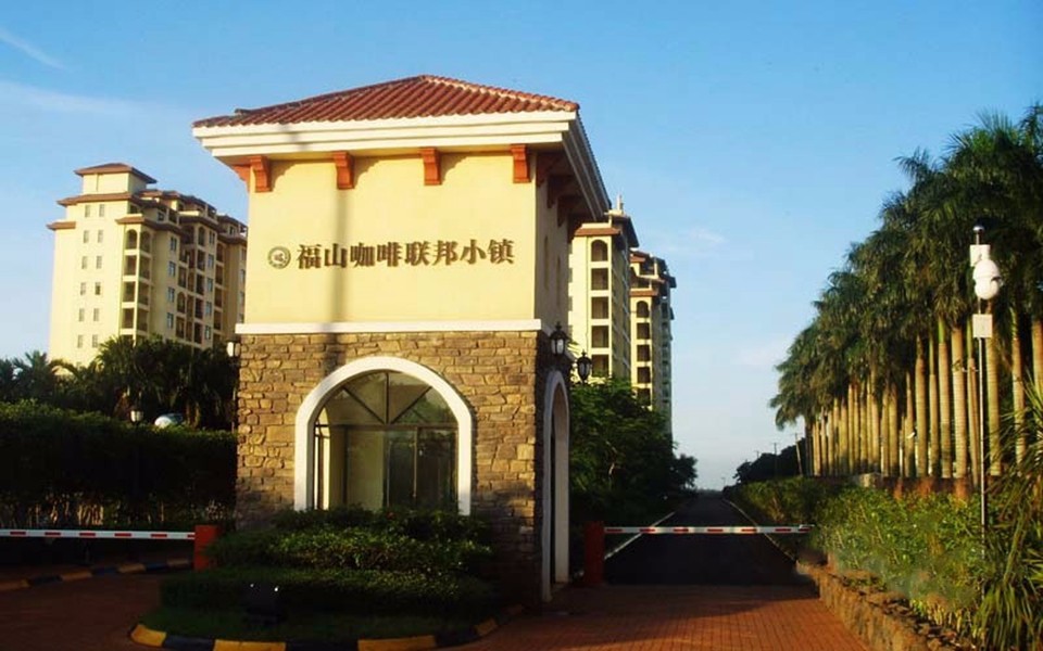 小区入口.jpg